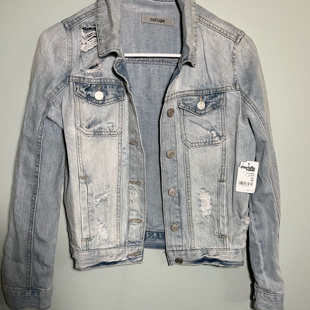NWT Refuge XS distressed denim jacket